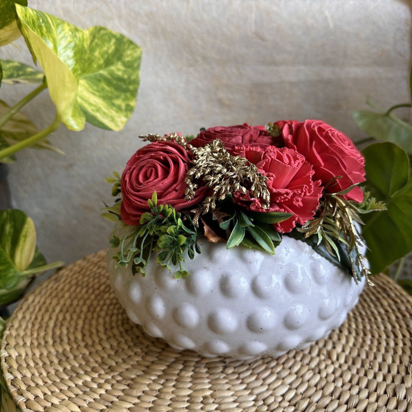Shola Flower Arrangement - Red Rose