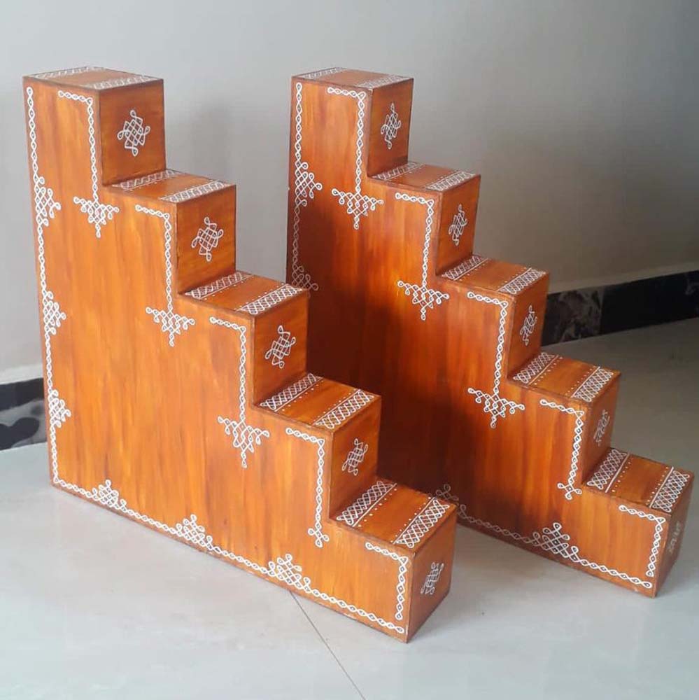 Vilakku Padi 3 Steps Step Size 4"X4" Teak Finish Set Of 2 Sutiable To Keep Lamps /Diyas And Idols