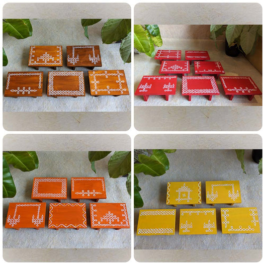 Kollam Manai Rectangular Stand Assorted Colours And Design Each