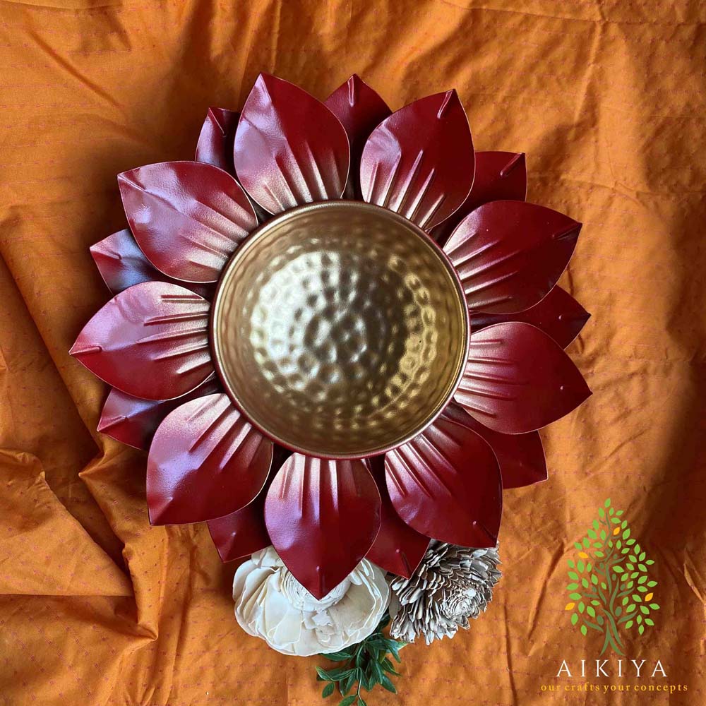 Red Lotus Urli - Small