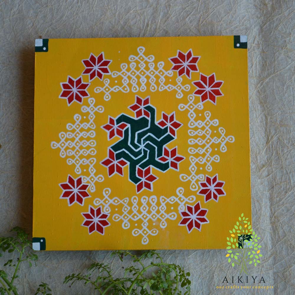 Kollam Stool 8"Packed In A Gift Box