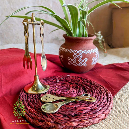 Spoon With Stand