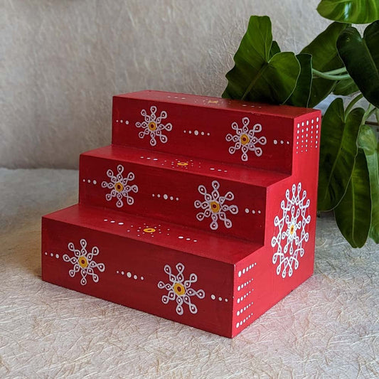 Golu Padi 3 Steps 4"X4" Step Size - Red Suitable To Keep Brass And Golu Idols