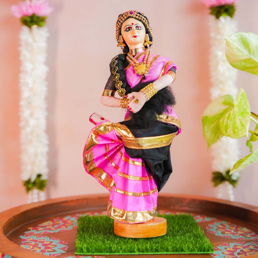 Bharatnatyam Nataraja Pose