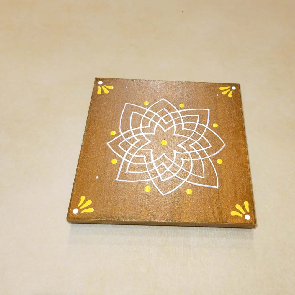 Kolam Manai Brown