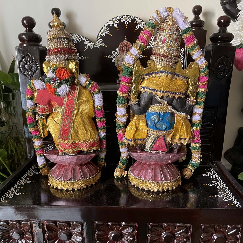 Temple Decor Style Perumal Thaayar Wooden Dolls