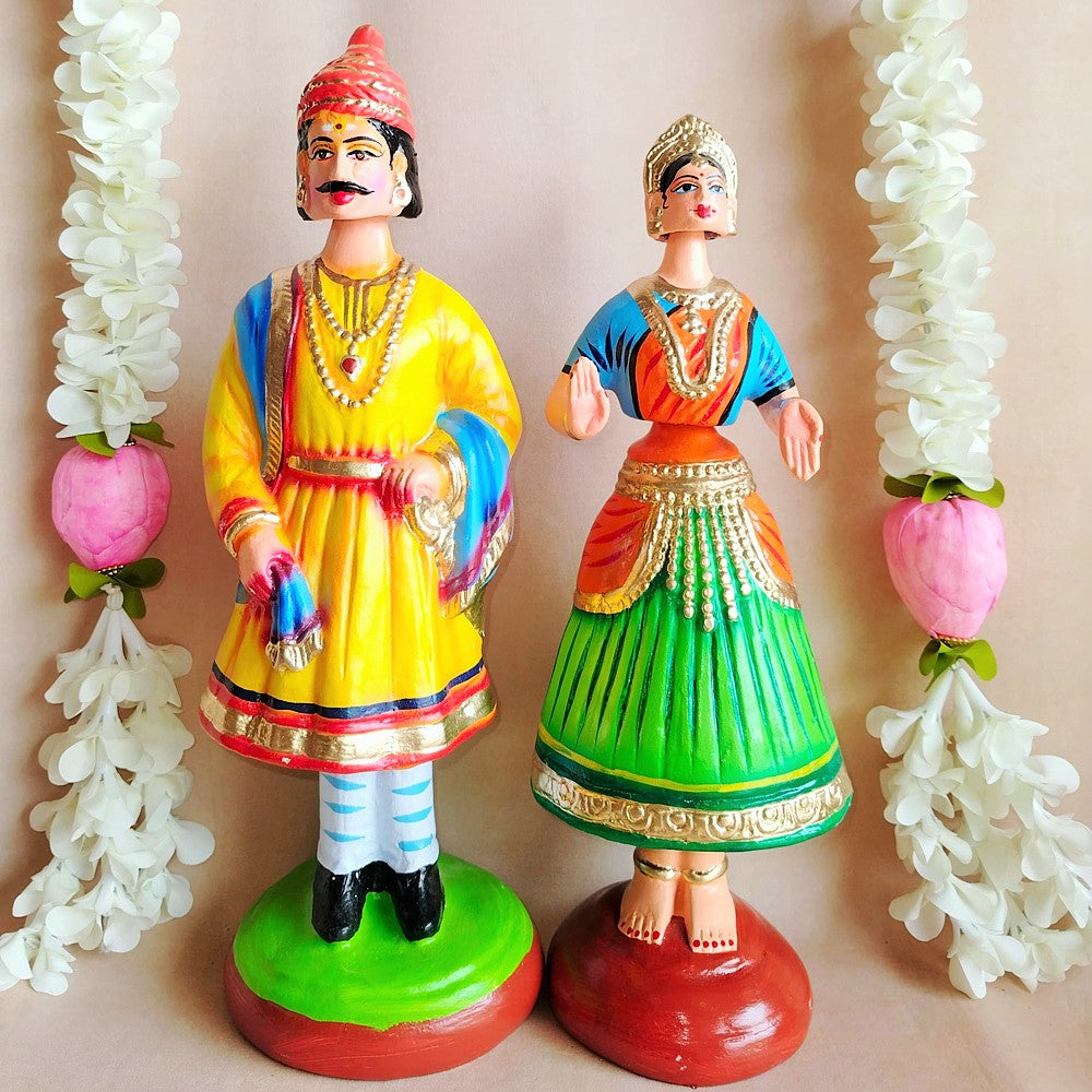 Handcrafted Raja Rani Green Doll Set - Traditional Indian Royal Couple Figurines For Home And Temple Decor