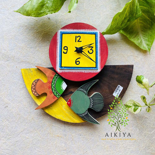 Multi-Color Handcrafted Madhubani Fish Design Decorative Wooden Wall Clock