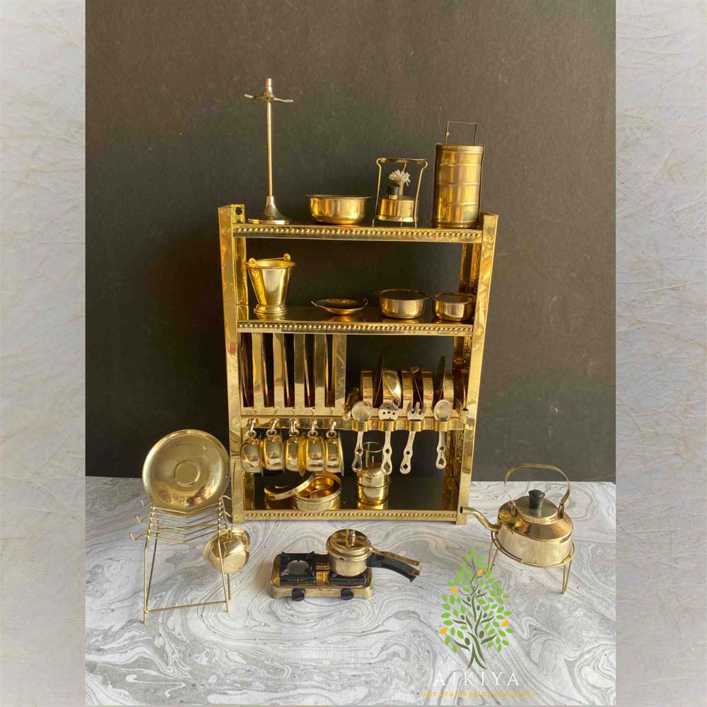 Miniature Brass Kitchen Set 1