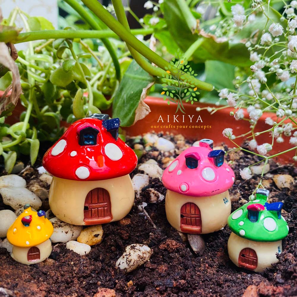 Miniature Toadstool Houses (set of 4)