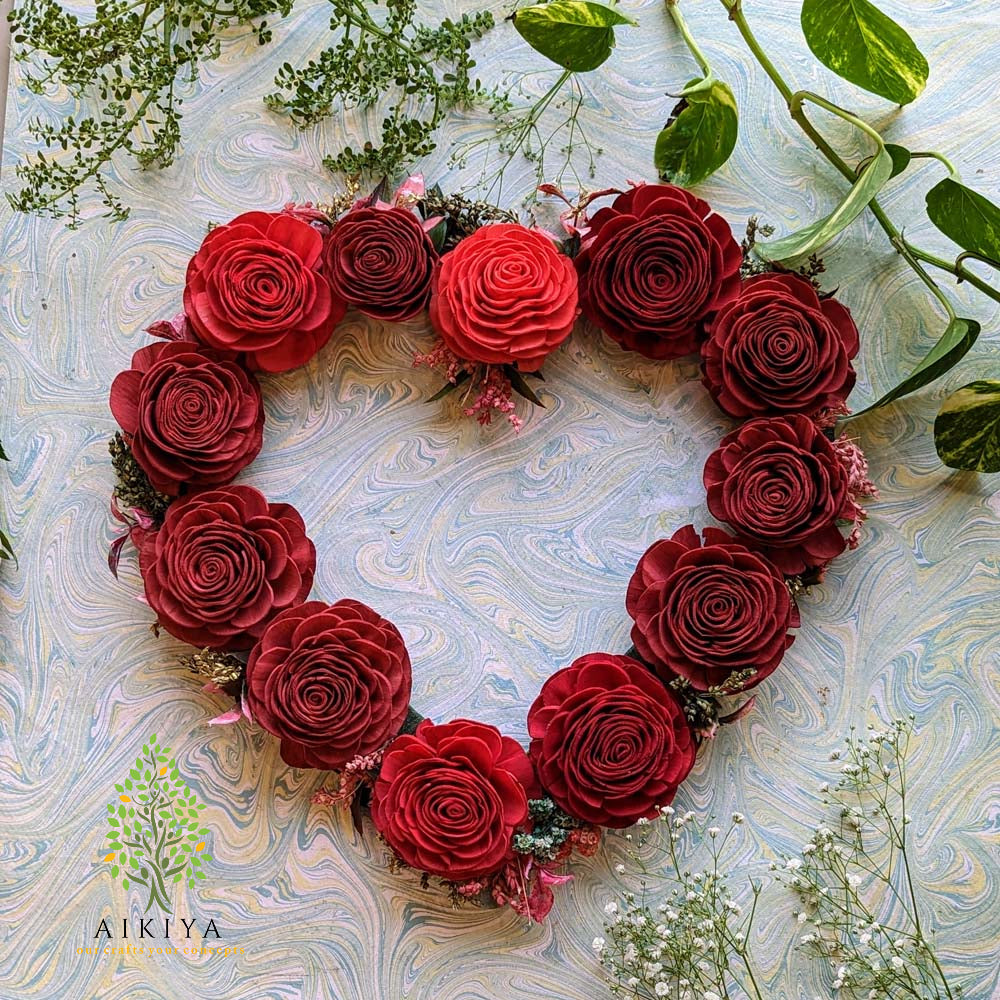 Shola Flower Arrangement - Pretty Reds Heart