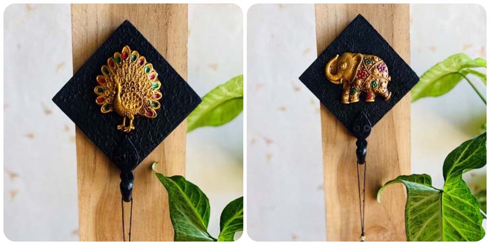 Single Elephant And Peacock Key Hook Black Set Of 2 Minimum Order Pack 50 Sets