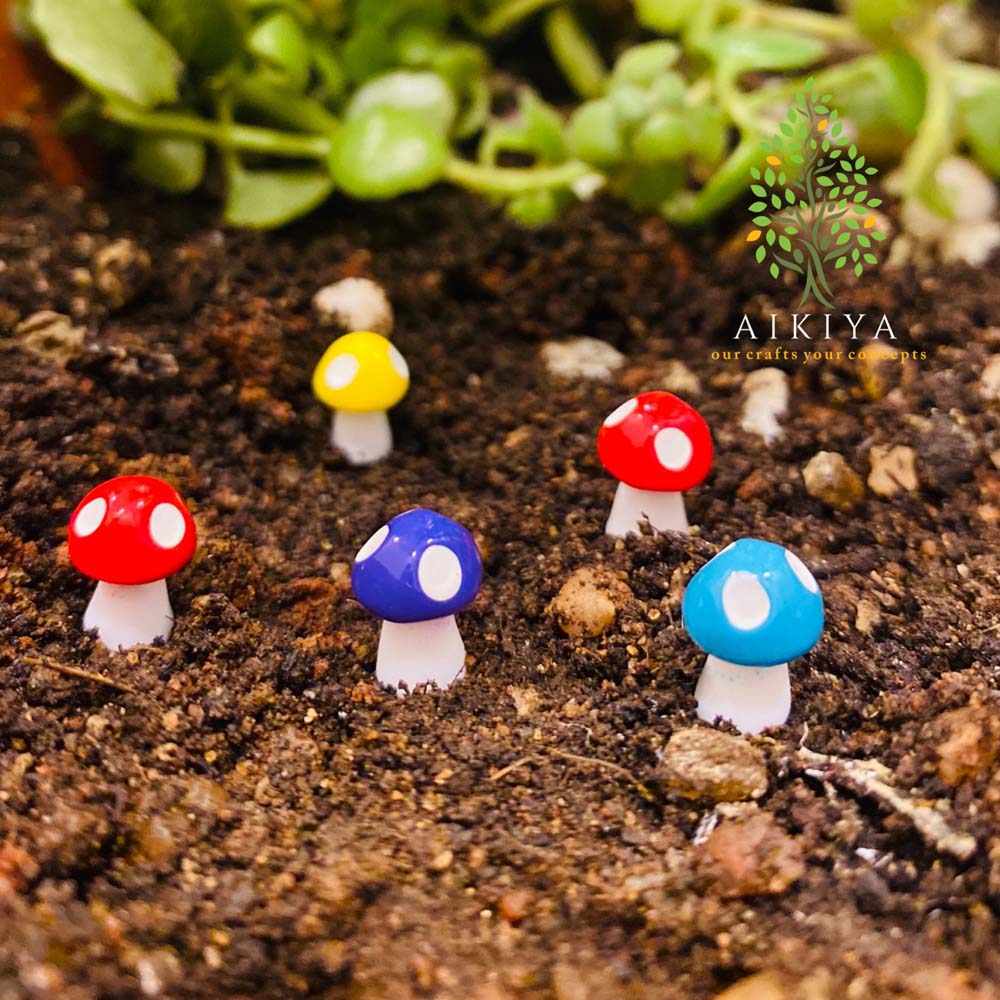 Mini Toadstool Each