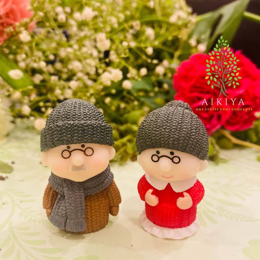 Granny And Grandpa - Set Of 2